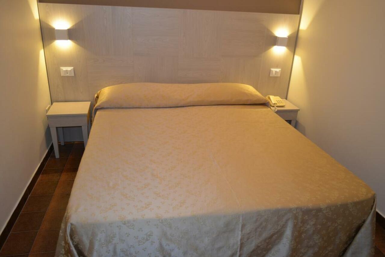 Hotel Paradiso Verde Marina Di Bibbona Extérieur photo