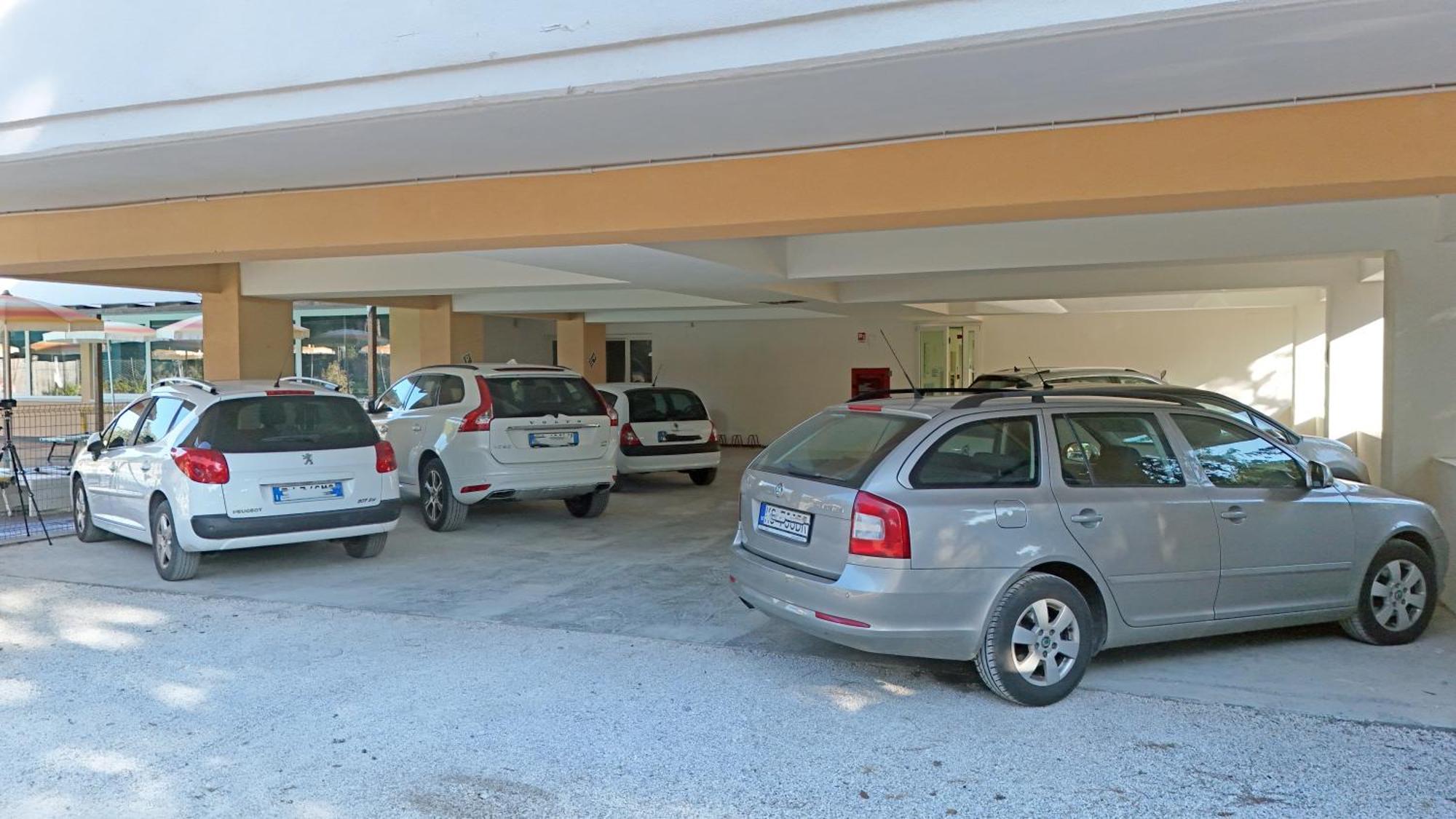 Hotel Paradiso Verde Marina Di Bibbona Extérieur photo