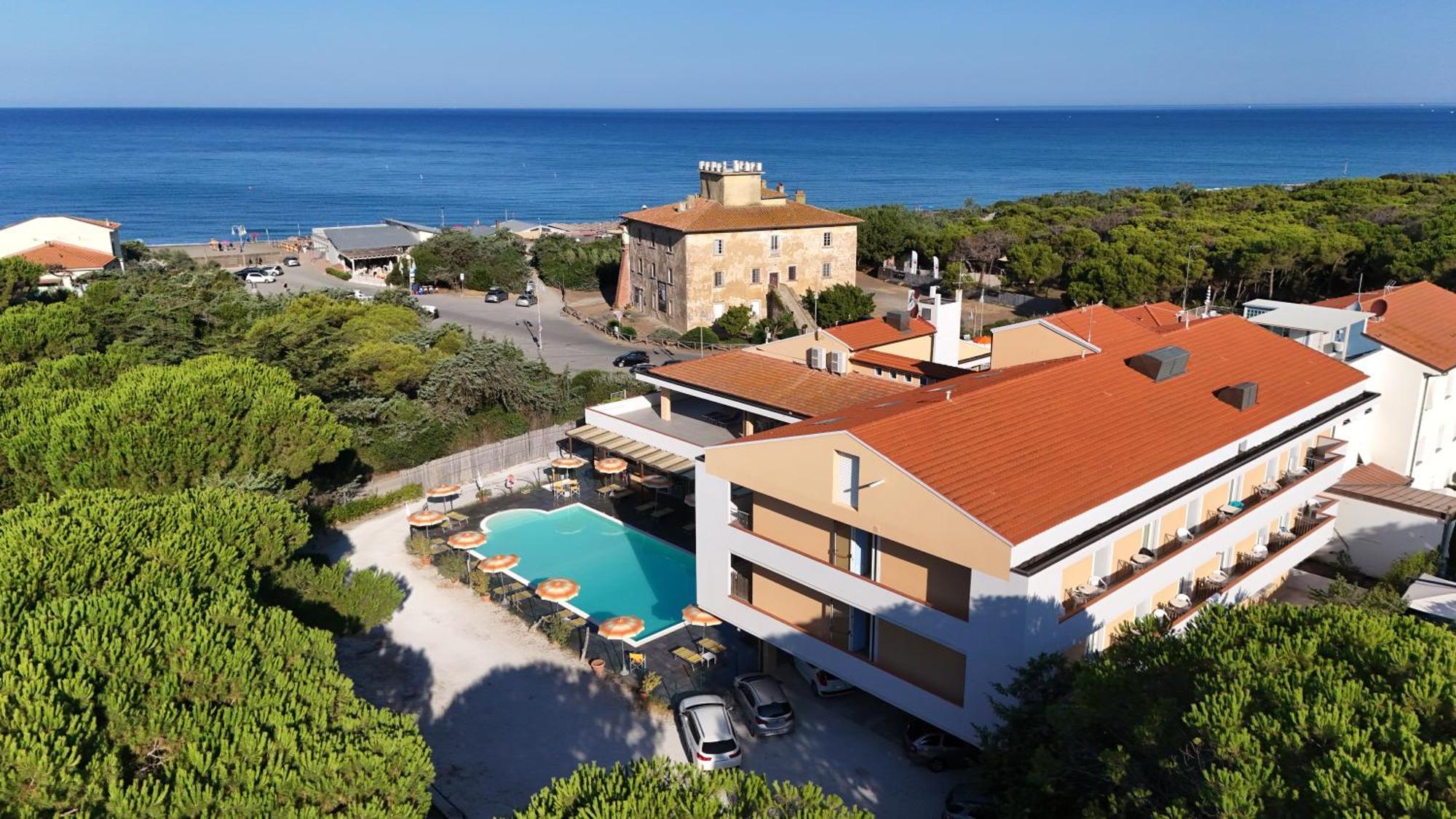 Hotel Paradiso Verde Marina Di Bibbona Extérieur photo