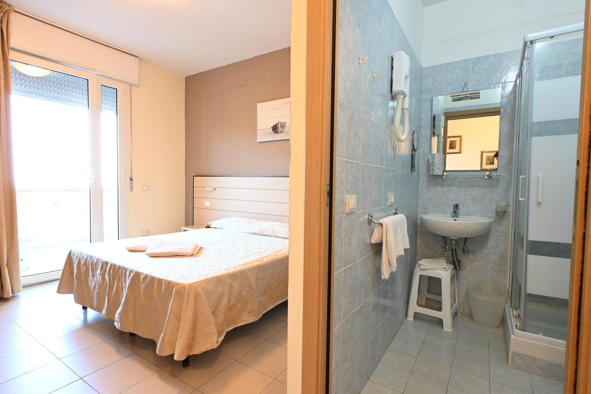 Hotel Paradiso Verde Marina Di Bibbona Extérieur photo